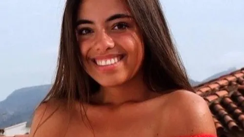 Manon recherche sa mère biologique 